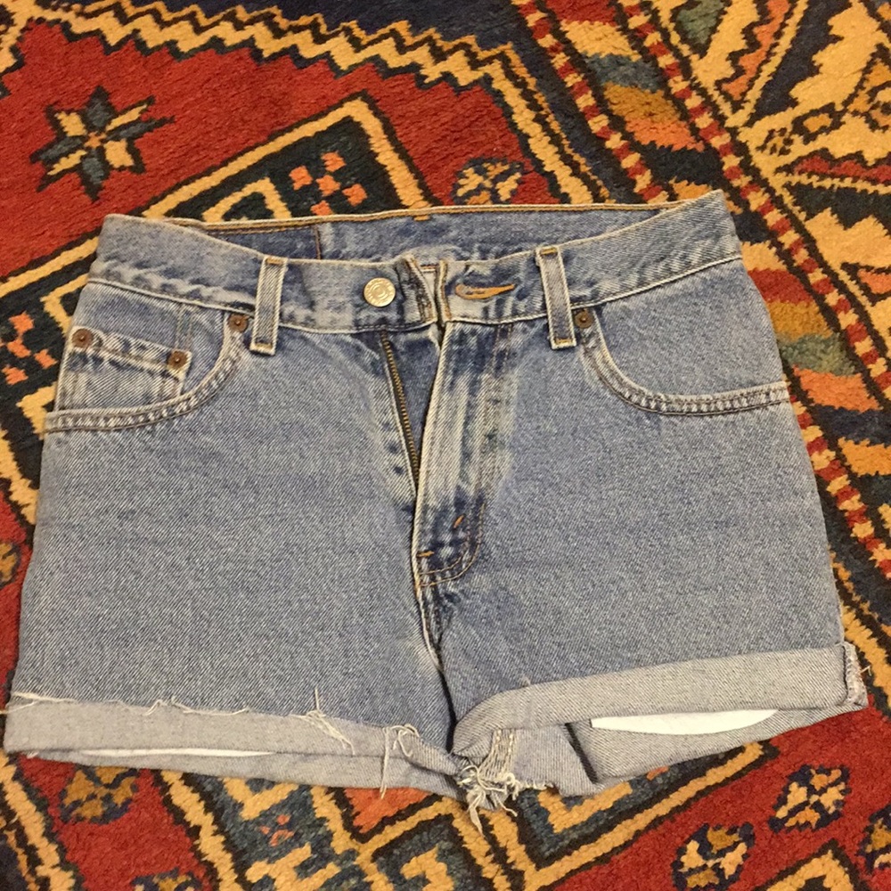 🔅Thrifted Vintage Levi High Waisted Denim Shorts